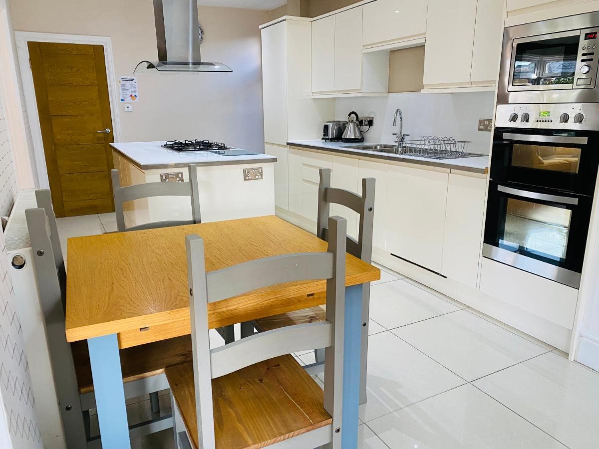 Mayors House Ideal For Groups & Business Villa Peterborough Buitenkant foto